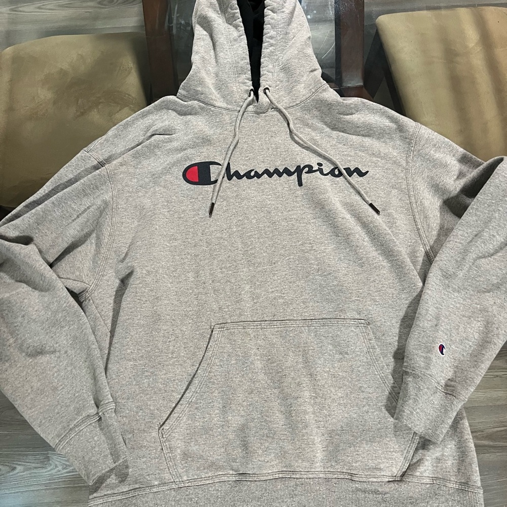 Champion Men's Light Gray Pullover Hoodie